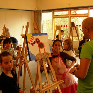 Reizend Atelier- Een Van De 300 Enthousiaste Schilderkids- Bredescholen Apeldoorn 2009