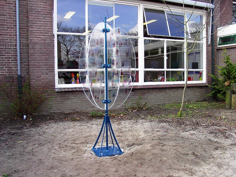 penpaints- MKZ monument Het EI-basisschool de Vecht-2002
